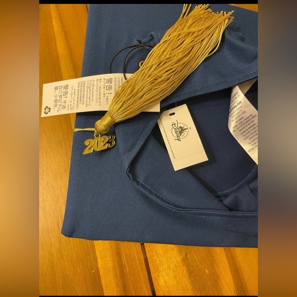 NWT Disney 2023 Graduation Mickey Ears original Disney Parks Merchandise - Picture 3 of 4